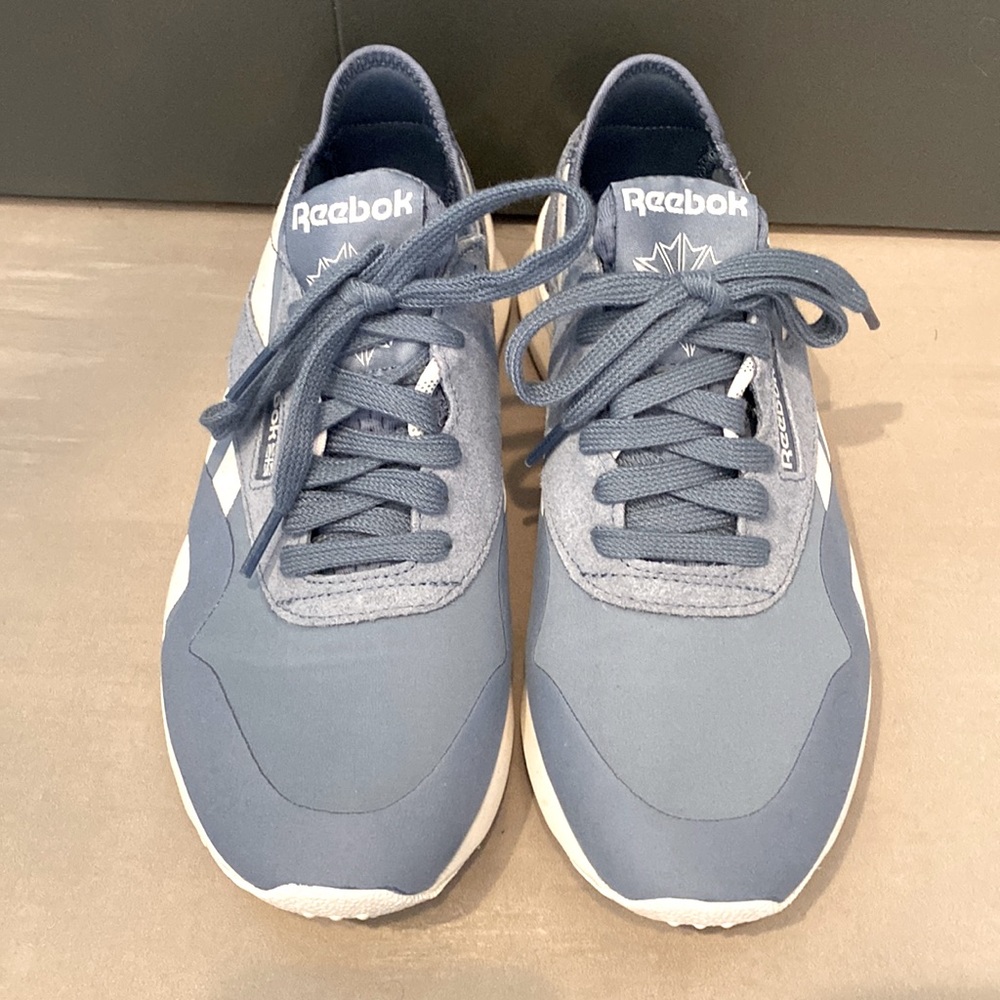 Reebok Tennis Shoes